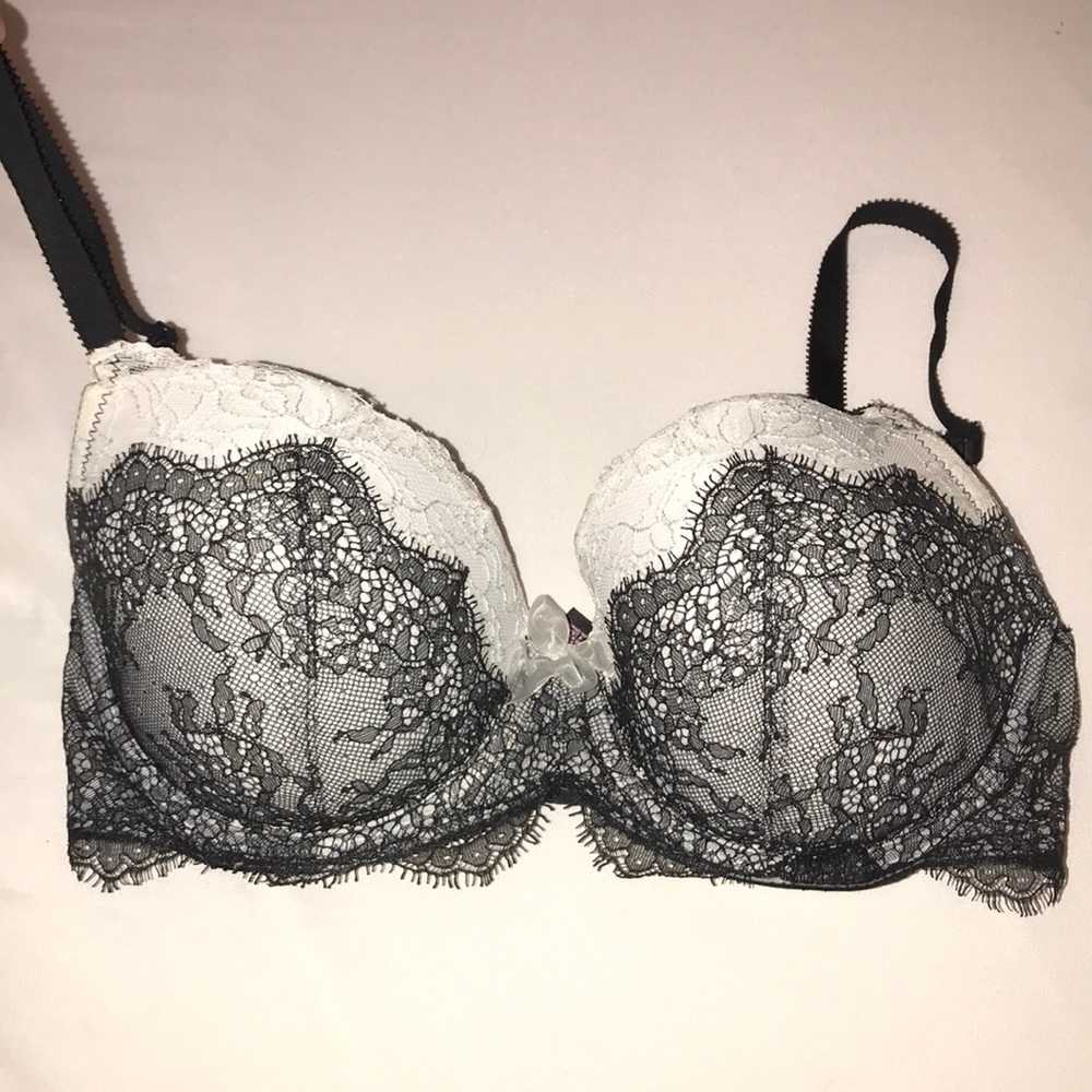 VS Black & White Lace Dream Angels Lined Demi